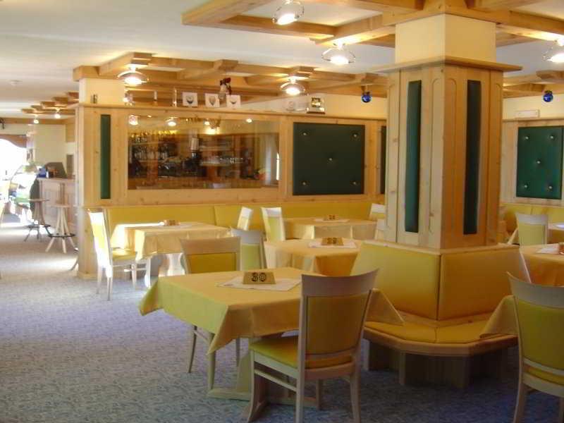 Hotel Valeria Livigno Exterior photo